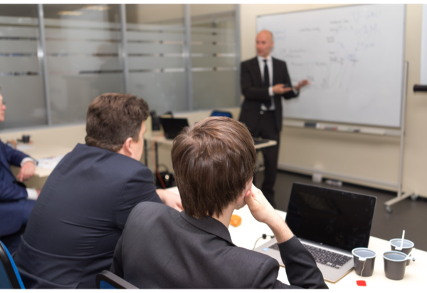 speaker at business workshop and presentation audience
